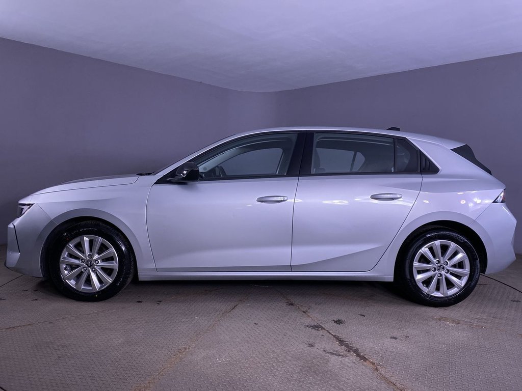 Used Vauxhall Astra 2022 for sale - 77341235: Photo 5