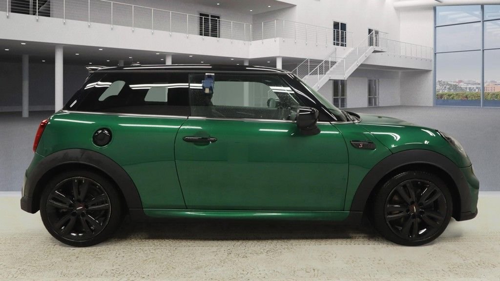 Used MINI Hatch 2021 for sale - 76950704: Photo 5