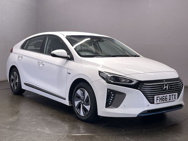 Used Hyundai IONIQ 2016 for sale - 76106162: Photo 2