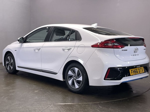 Used Hyundai IONIQ 2016 for sale - 76106162: Photo 6
