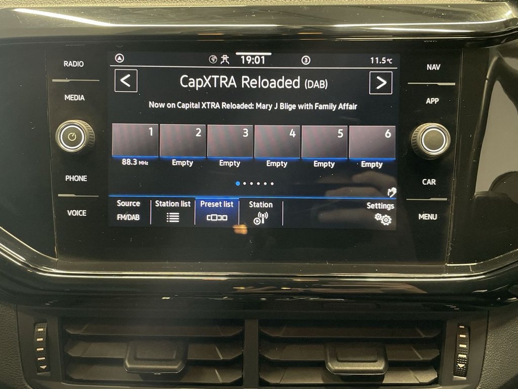 Used Volkswagen T-Cross 2022 for sale - 75896229: Photo 25