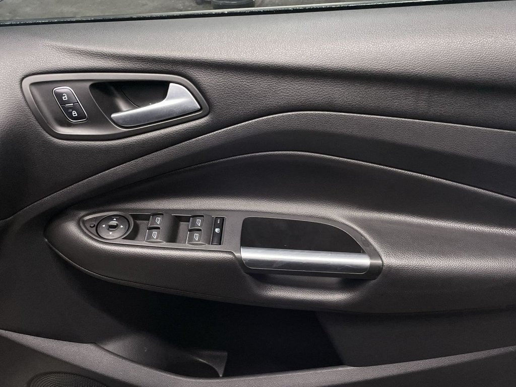 Used Ford Kuga 2017 for sale - 77498505: Photo 24