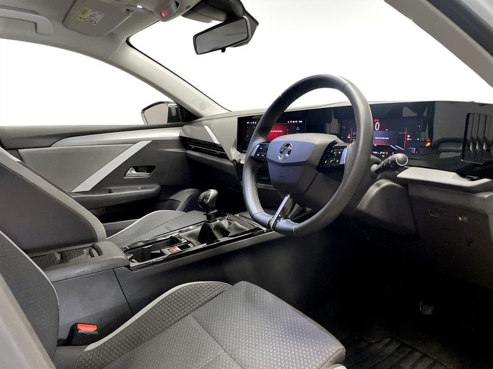 Used Vauxhall Astra 2022 for sale - 77422108: Photo 12