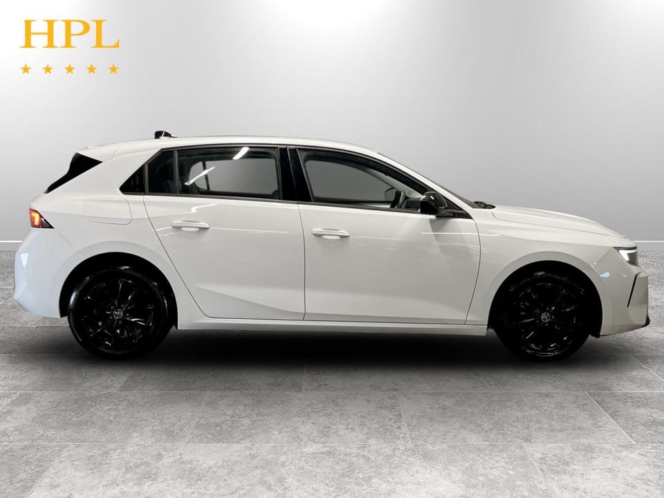 Used Vauxhall Astra 2022 for sale - 77422108: Photo 8