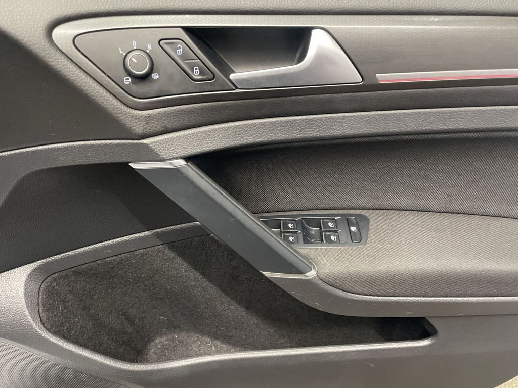 Used Volkswagen Golf 2019 for sale - 76447087: Photo 25