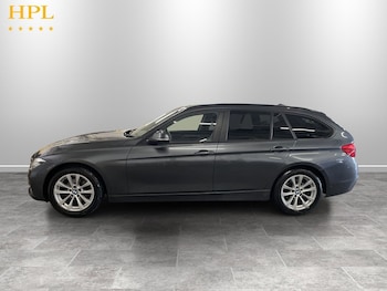 Used BMW 3 Series 2019 for sale - 79482347: Photo