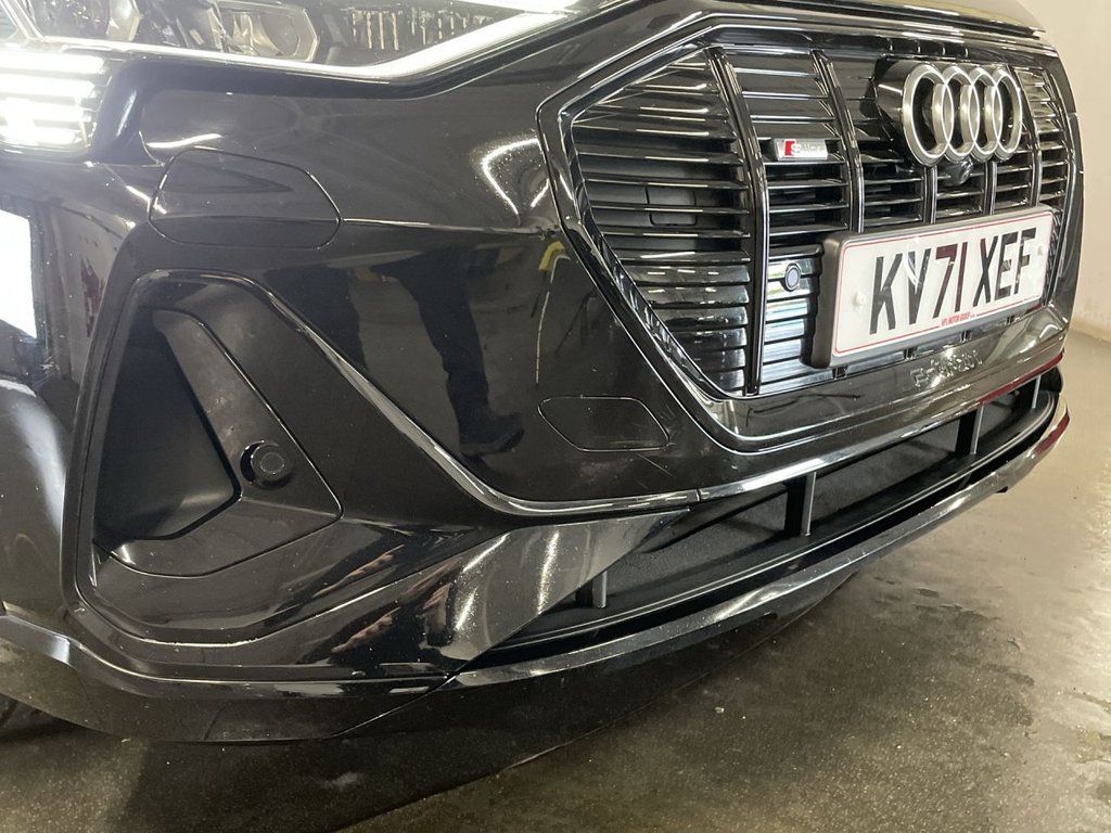 Used Audi e-tron 2021 for sale - 76132823: Photo 11
