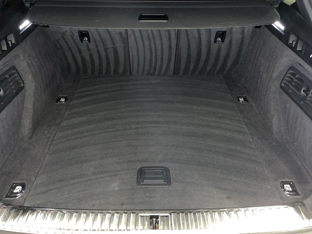 Used Audi e-tron 2021 for sale - 76132823: Photo 13