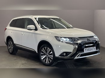Used Mitsubishi Outlander 2019 for sale - 75693058: Photo