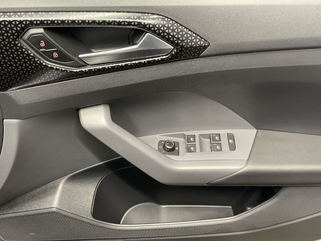 Used Volkswagen T-Cross 2020 for sale - 76386299: Photo 24