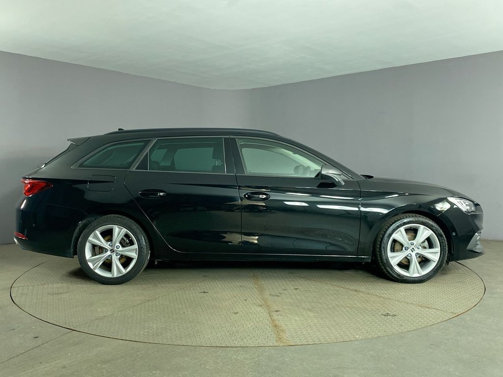 Used SEAT Leon 2023 for sale - 76454040: Photo 9