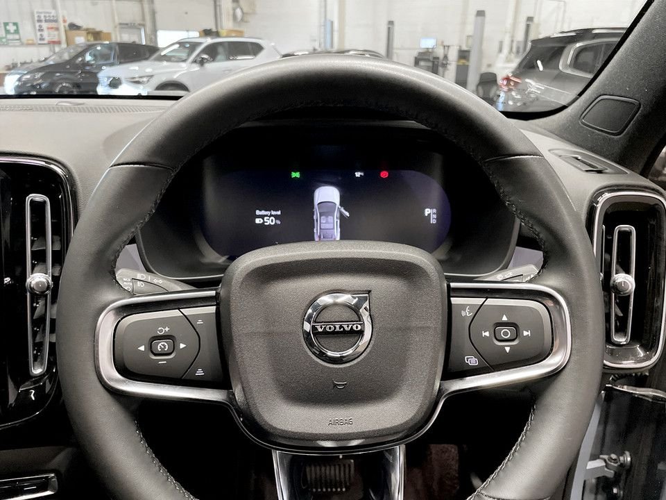 Used Volvo C40 2023 for sale - 78044515: Photo 13