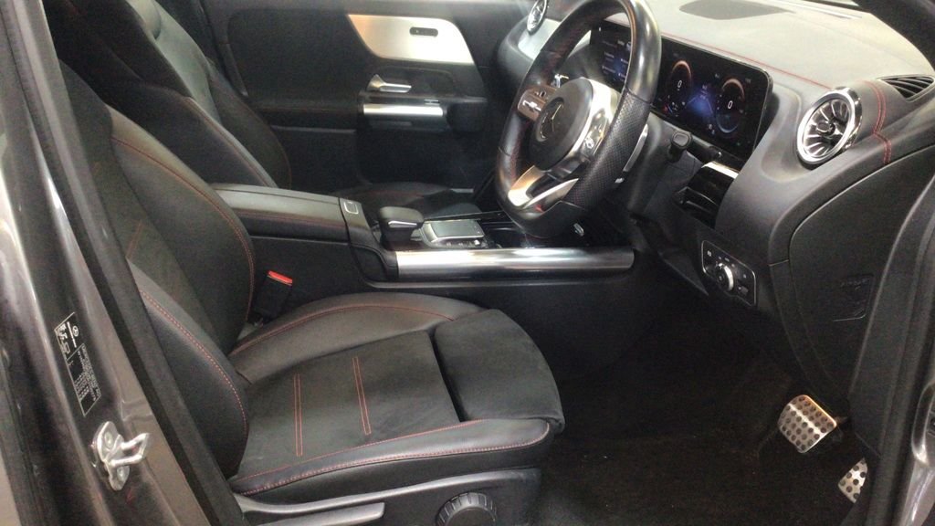 Used Mercedes-Benz EQA 2023 for sale - 76147381: Photo 9