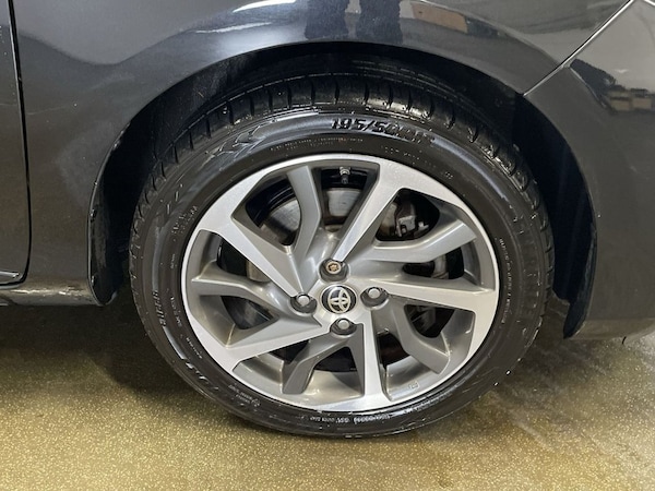 Used Toyota Yaris 2018 for sale - 76202949: Photo 12