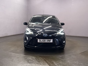 Used Toyota Yaris 2018 for sale - 76202949: Photo