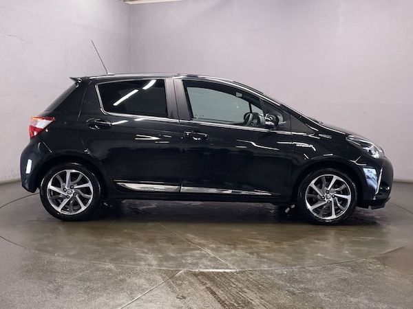 Used Toyota Yaris 2018 for sale - 76202949: Photo 9