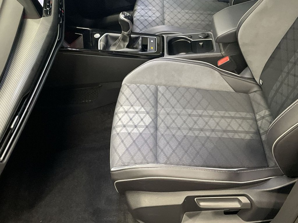 Used Volkswagen Golf 2022 for sale - 77452130: Photo 17