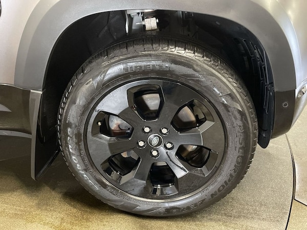 Used Land Rover Defender 90 2021 for sale - 76202920: Photo 12