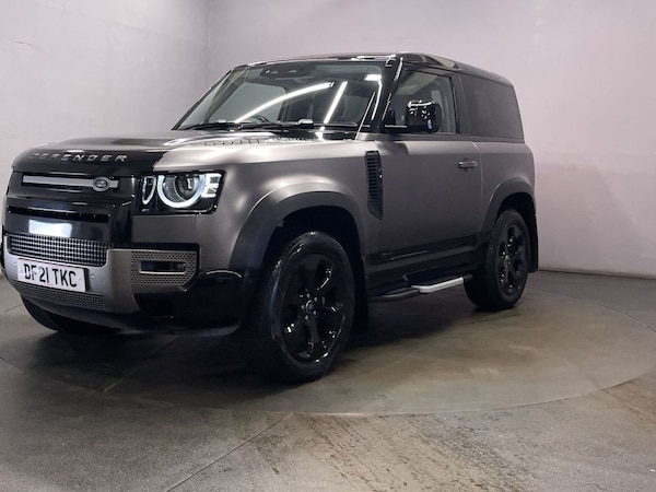Used Land Rover Defender 90 2021 for sale - 76202920: Photo 4