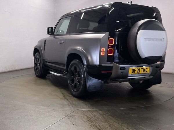 Used Land Rover Defender 90 2021 for sale - 76202920: Photo 6