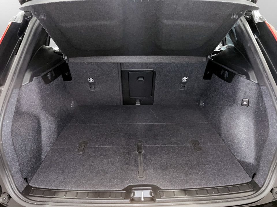 Used Volvo XC40 2025 for sale - 78180814: Photo 21