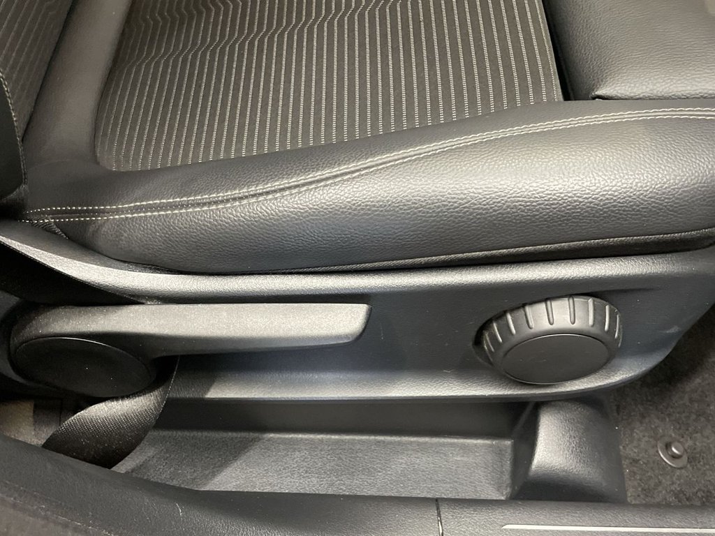 Used Mercedes-Benz GLA 2021 for sale - 76454142: Photo 24