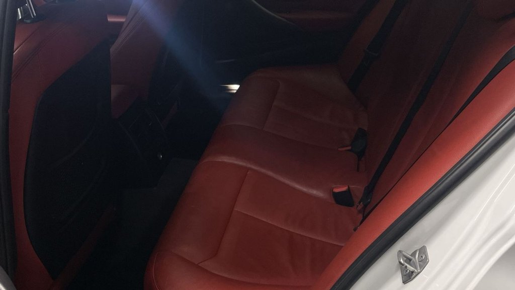 Used BMW 3 Series 2018 for sale - 77720101: Photo 25