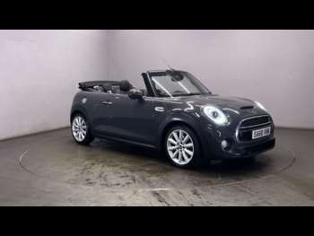 Used MINI Convertible 2018 for sale - 75087405: Photo