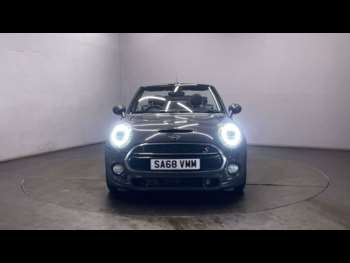 Used MINI Convertible 2018 for sale - 75087405: Photo