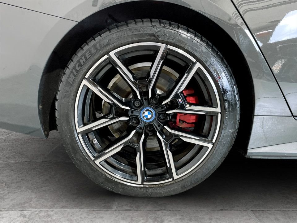 Used BMW i4 2023 for sale - 77879315: Photo 10