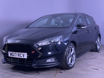 Used Ford Focus 2017 for sale - 77764613: Photo