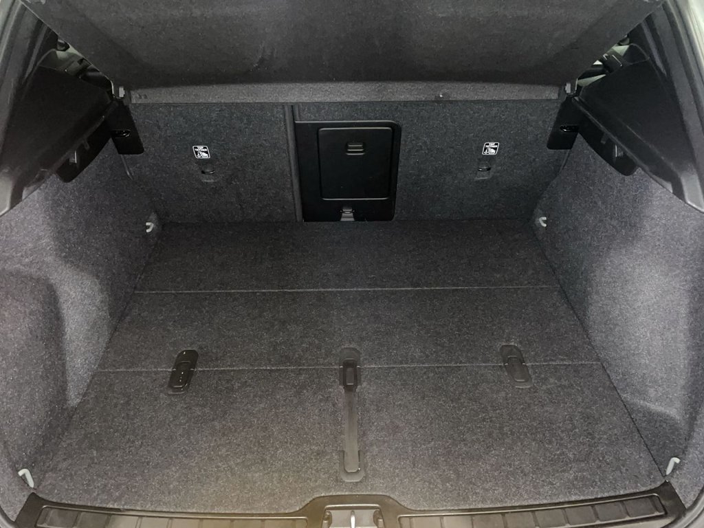 Used Volvo XC40 2021 for sale - 78061863: Photo 13