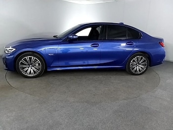 Used BMW 3 Series 2021 for sale - 76496127: Photo