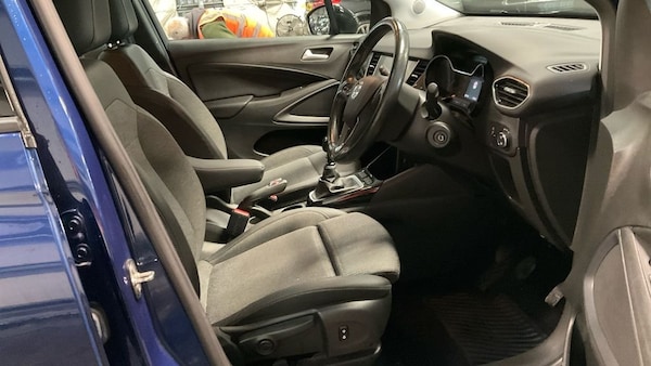 Used Vauxhall Crossland 2022 for sale - 76291936: Photo 9