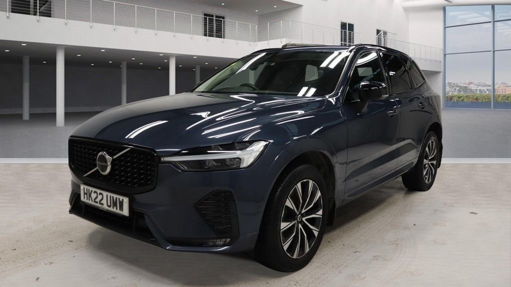 Used Volvo XC60 2022 for sale - 76923733: Photo 2