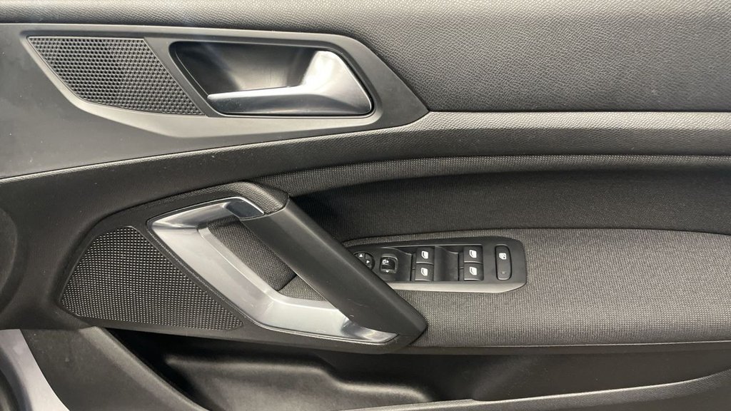 Used Peugeot 308 2019 for sale - 76386249: Photo 25