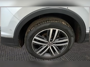 Used Volkswagen Tiguan 2021 for sale - 76445815: Photo