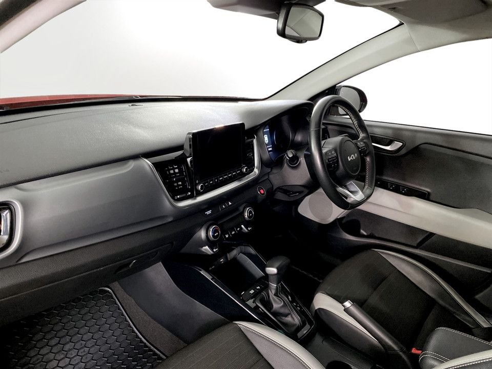 Used Kia Stonic 2021 for sale - 77806315: Photo 15