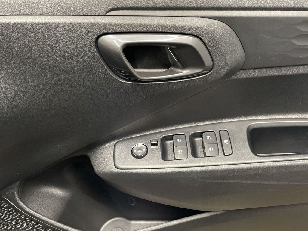 Used Hyundai i10 2024 for sale - 76900303: Photo 23