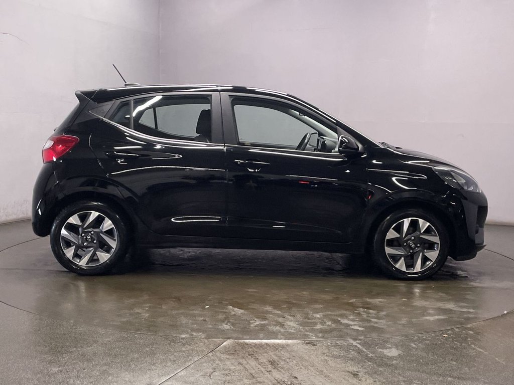 Used Hyundai i10 2024 for sale - 76900303: Photo 9