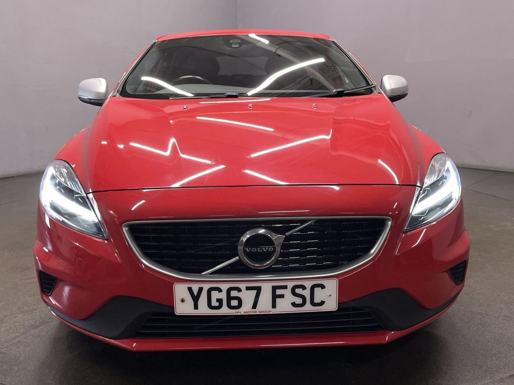 Used Volvo V40 2017 for sale - 76132352: Photo 10