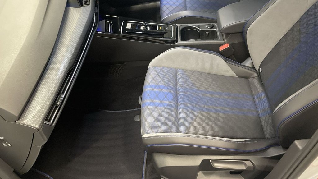 Used Volkswagen Golf 2023 for sale - 77110740: Photo 17