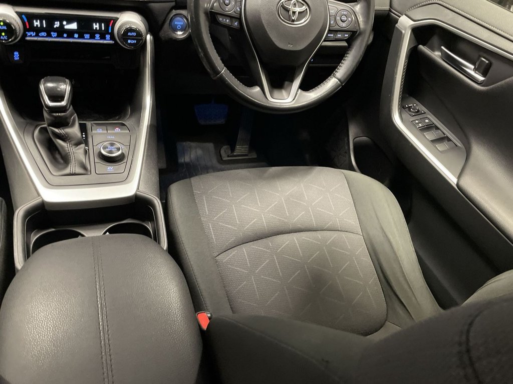 Used Toyota RAV4 2020 for sale - 76202948: Photo 15