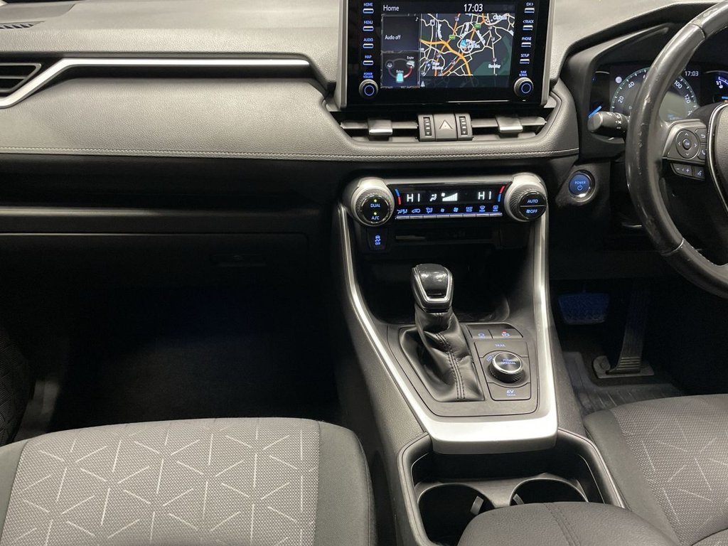 Used Toyota RAV4 2020 for sale - 76202948: Photo 16