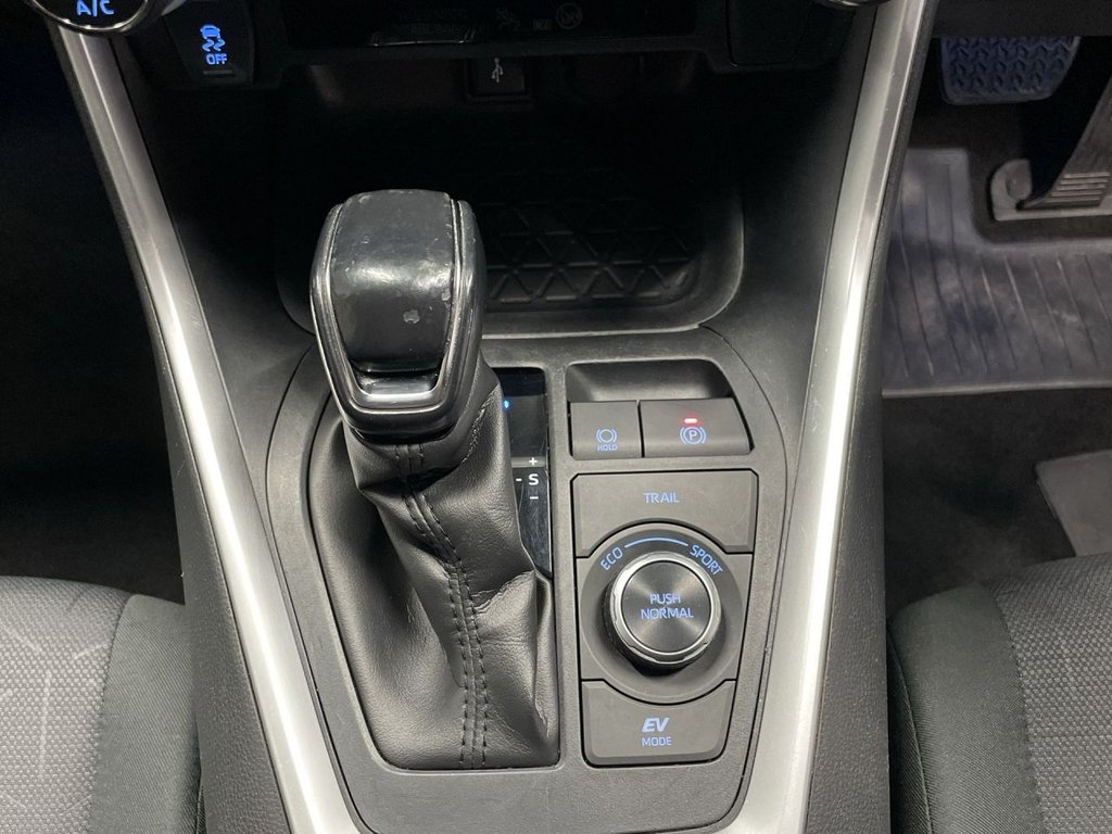 Used Toyota RAV4 2020 for sale - 76202948: Photo 20