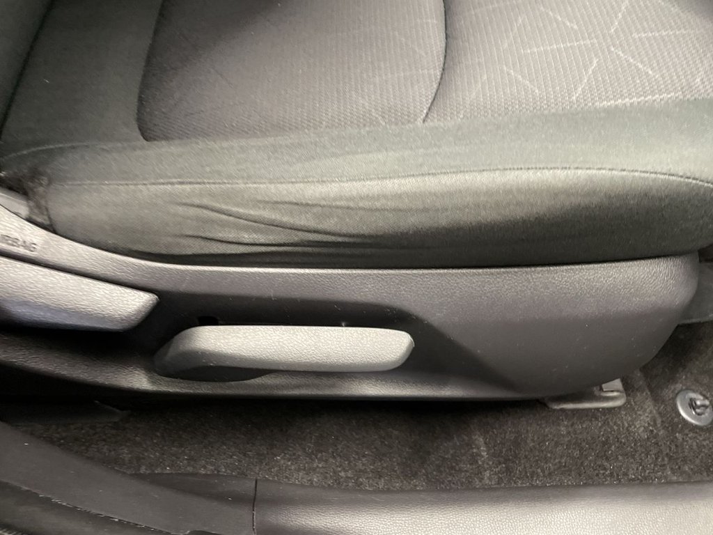 Used Toyota RAV4 2020 for sale - 76202948: Photo 23