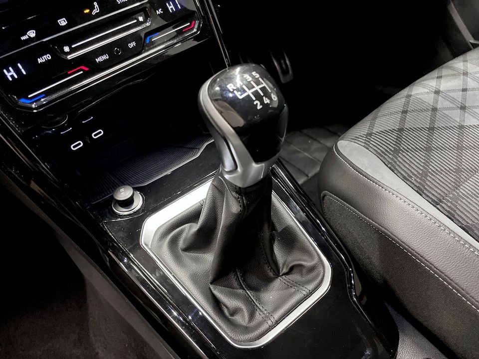 Used Volkswagen T-Roc 2022 for sale - 77583851: Photo 17