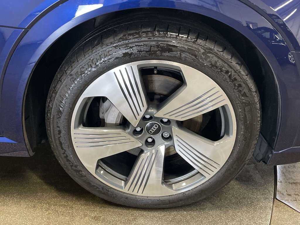 Used Audi e-tron 2022 for sale - 76367391: Photo 12