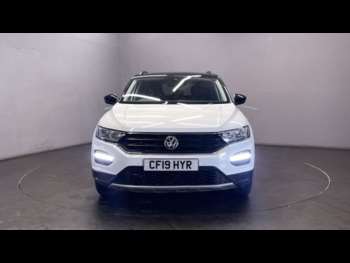 Used Volkswagen T-Roc 2019 for sale - 75087478: Photo
