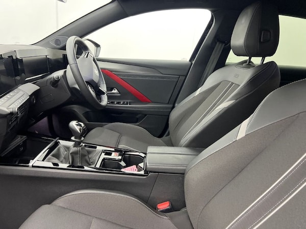 Used Vauxhall Astra 2022 for sale - 76345409: Photo 8